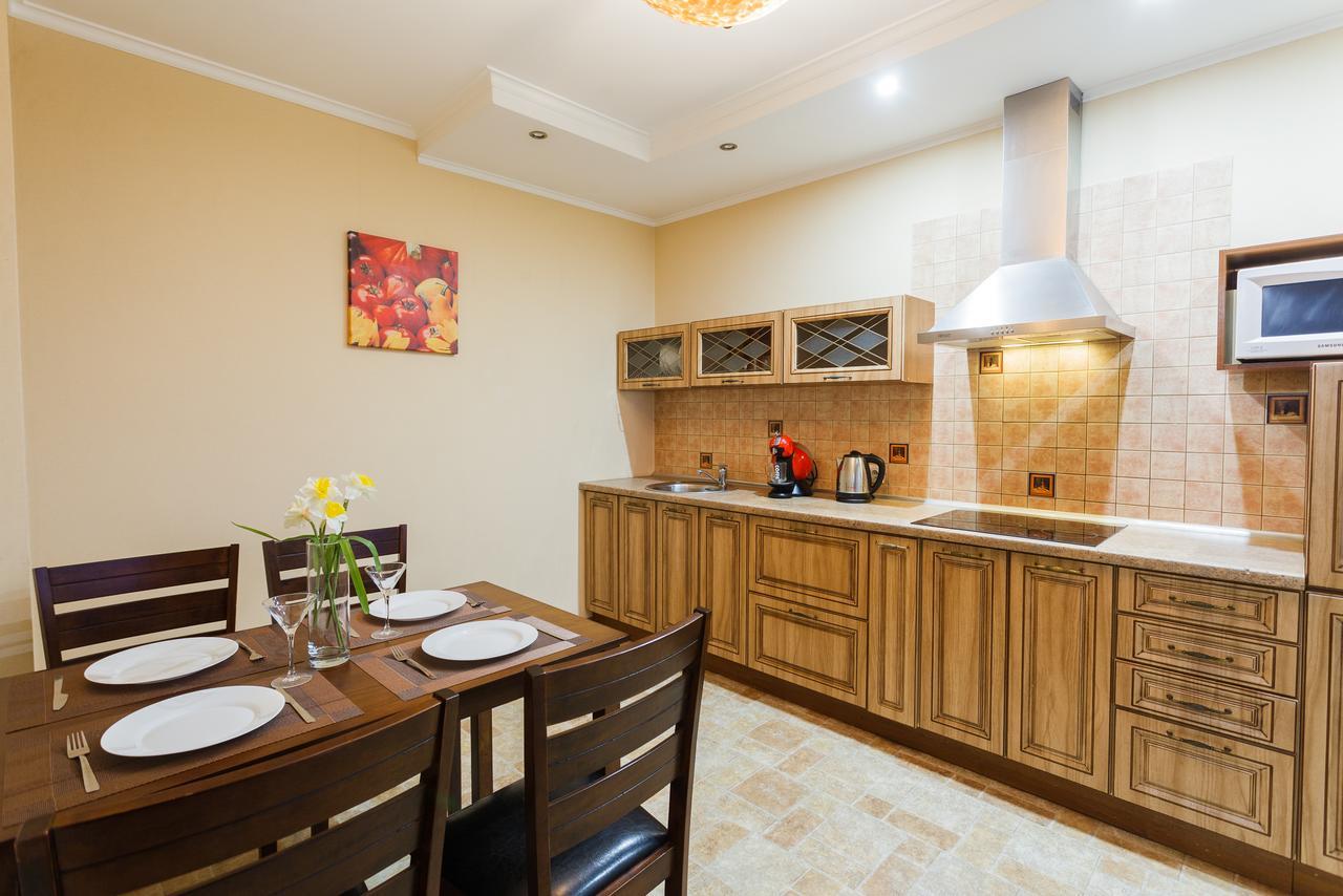 Apartment In Complex Korona On Knyazhyi Zaton 21 Kiev Buitenkant foto