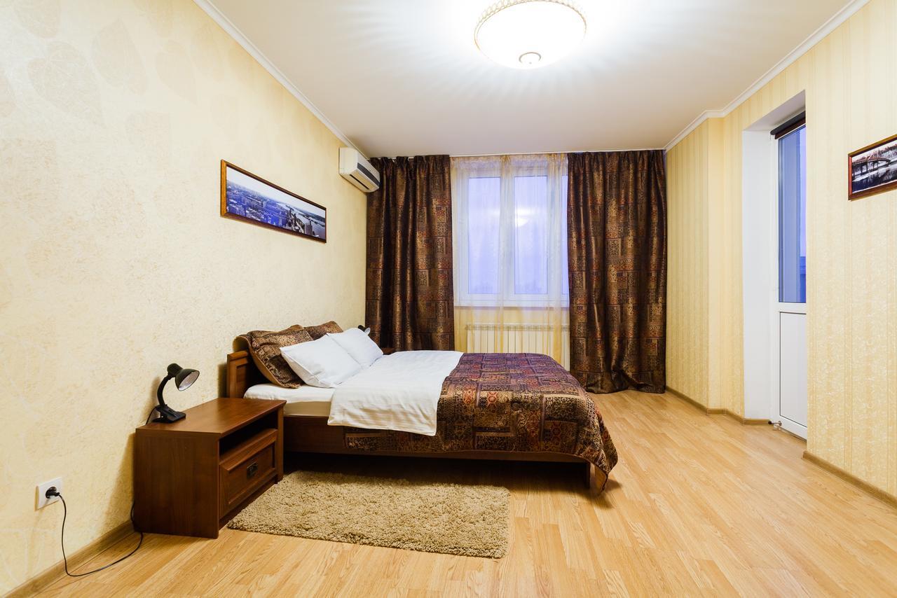 Apartment In Complex Korona On Knyazhyi Zaton 21 Kiev Buitenkant foto